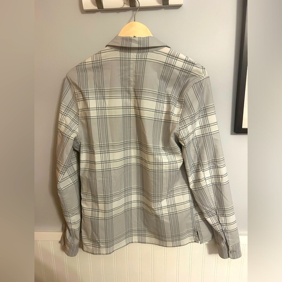 Lululemon- Button Down Shirt - Picture 2 of 2